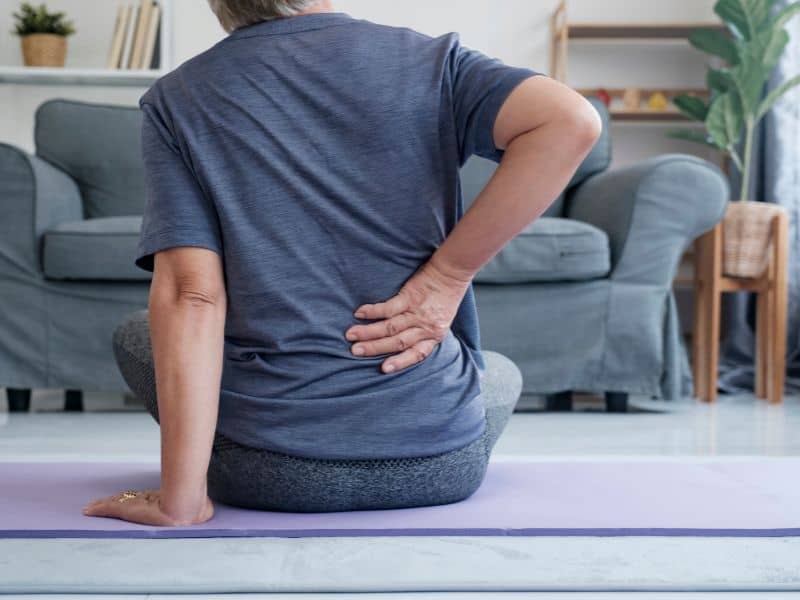 Comment Soulager Votre Dos Naturellement : Techniques et Conseils Efficaces